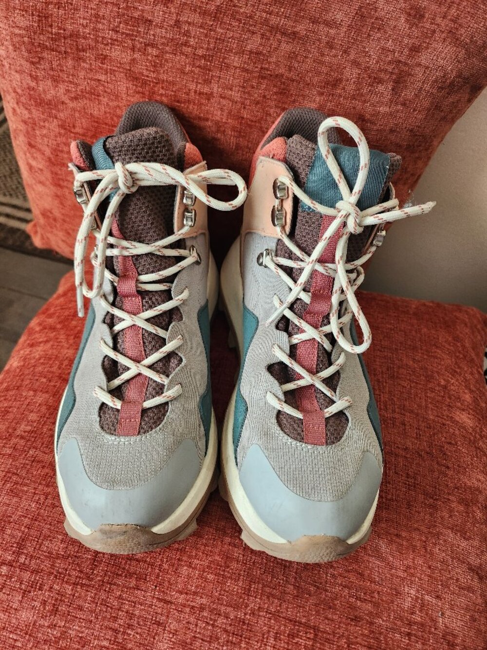 Target Women's Multicolor High-Top Lace-Up Sneakers – Size 9